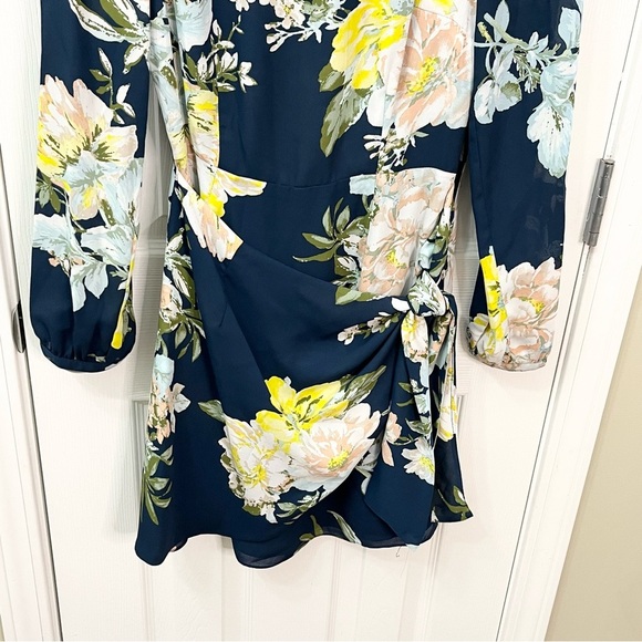 NWT Socialite Floral Mini Dress Women’s Size XS - Picture 4 of 9